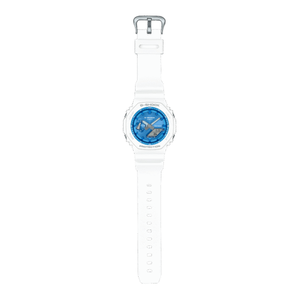 Reloj Casio G-Shock esfera de color azul y exterior blanco.