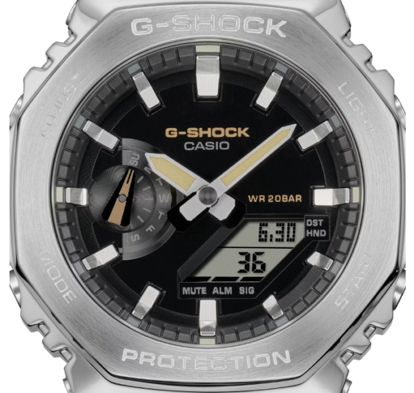 Reloj Casio G-Shock de acero con esfera en negro y el borde metálico