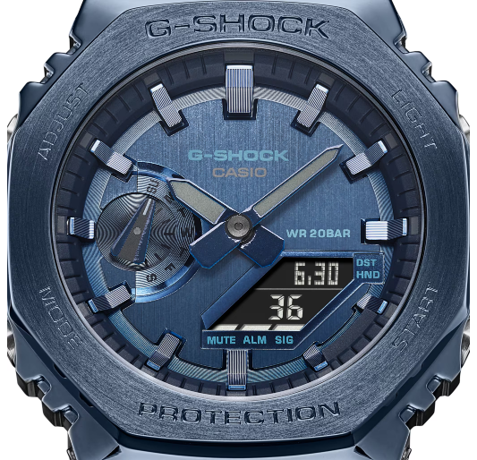 Reloj Casio G-Shock de acero monocolor azul metalizado.