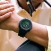 Reloj Casio G-Shock con bisel de resina negra.