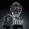 Reloj Edifice con bisel de acero inoxidable con esfera negra con detalles azules.