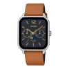 Reloj Casio Collection con esfera Negra con toques dorados y con la correa de cuero marrón.