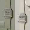 Reloj Casio Collection esfera beige digital y exterior con correa del mismo color de resina.