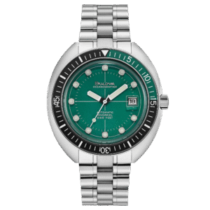 Reloj Bulova Oceanographer 96B322 con esfera verde visto desde el frente.