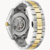 Fondo del Bulova 98A284 con cristal transparente y mecanismo interno.