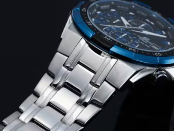 Reloj Casio Cronógrafo estándar EFR-539D-1A2V correa