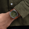 Reloj Bulova 96B482 Military en la muñeca