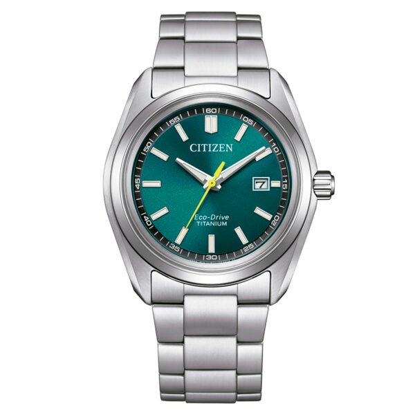 Reloj Citizen AW1900-50X Eco-Drive Titanium esfera verde fondo blanco