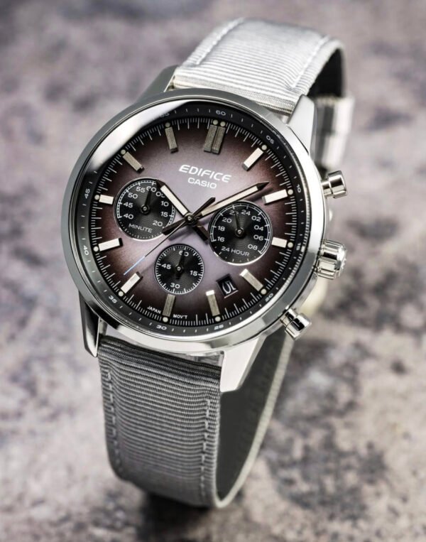 Reloj Casio EFR-575C-8A Edifice esfera