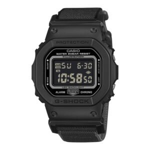 Reloj Casio DW-5600MNC-1ER esfera negra vista frontal