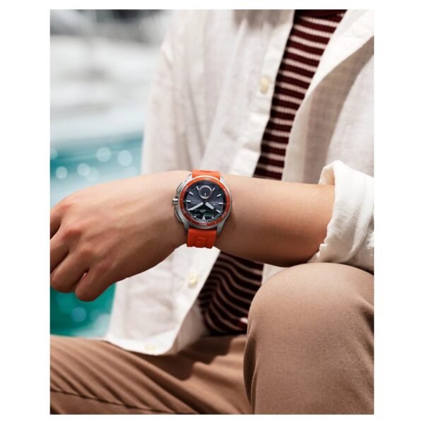 Citizen JV3000-13E en la muñeca Reloj Citizen JV3000-13E Promaster Wave Tracker naranja en la muñeca